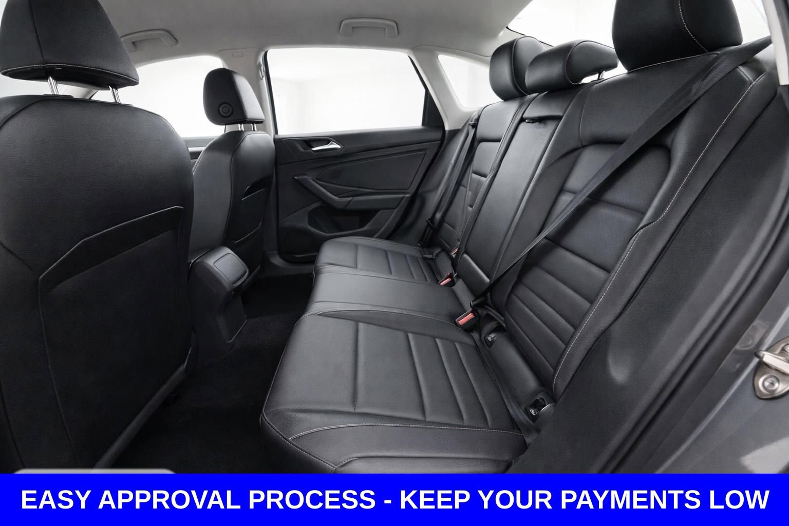 Used 2024 Volkswagen Jetta SE FWD image 15