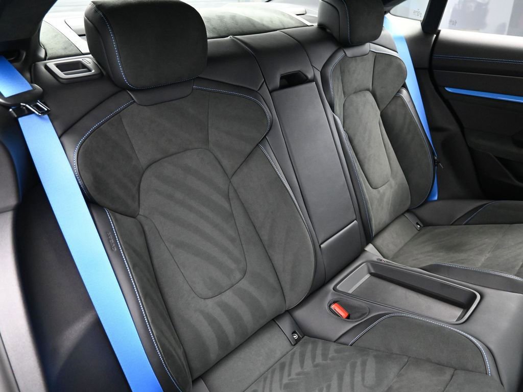Certified 2025 Porsche Taycan Turbo GT image 27