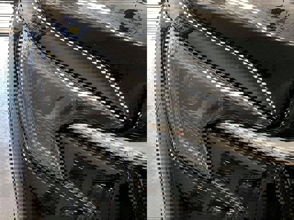 Used 2023 Subaru Ascent Limited w/ Technology Package AWD/4WD image 32