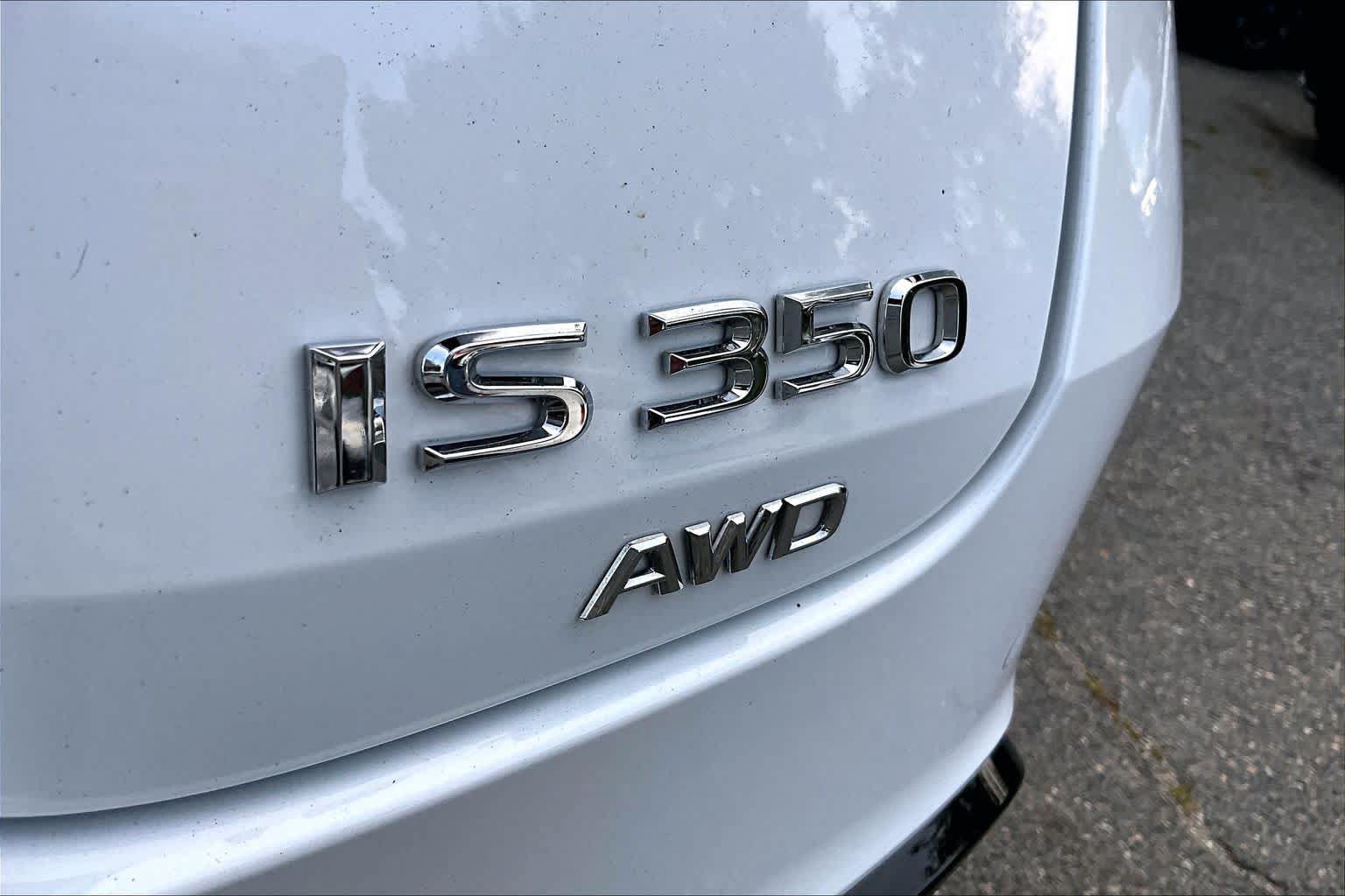 Used 2025 Lexus IS 350 F Sport AWD/4WD image 10