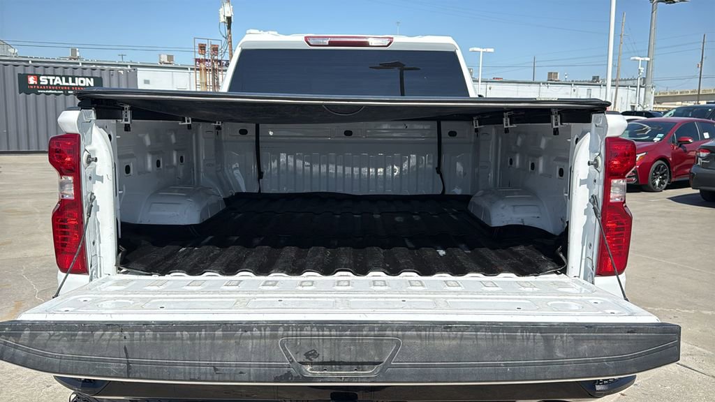 Used 2024 Chevrolet Silverado 2500 Custom w/ Custom Value Package image 27