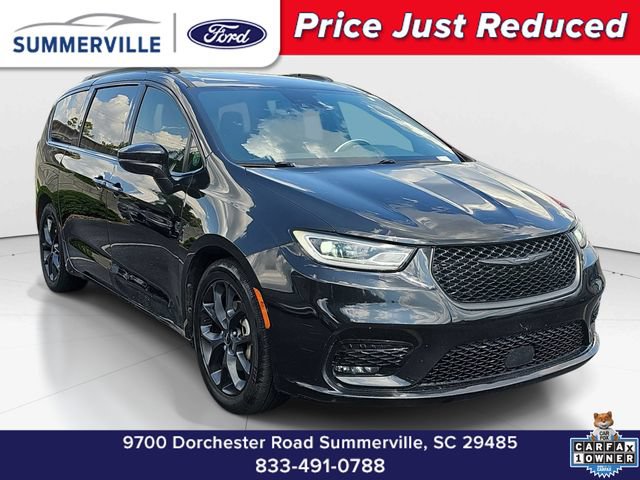 Used 2022 Chrysler Pacifica Touring-L w/ S Appearance Package