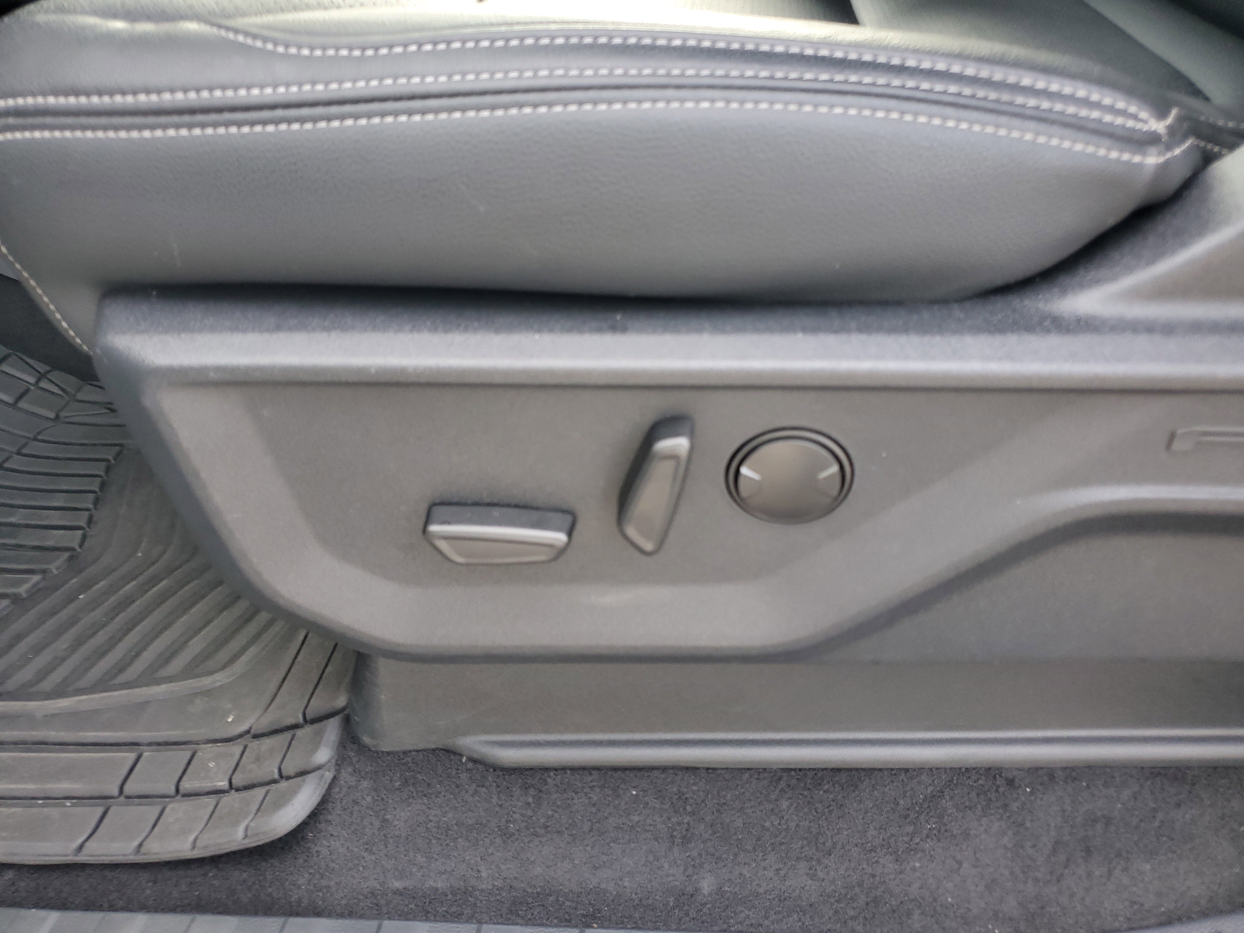 Used 2024 Ford F150 XLT w/ Equipment Group 302A MID image 15