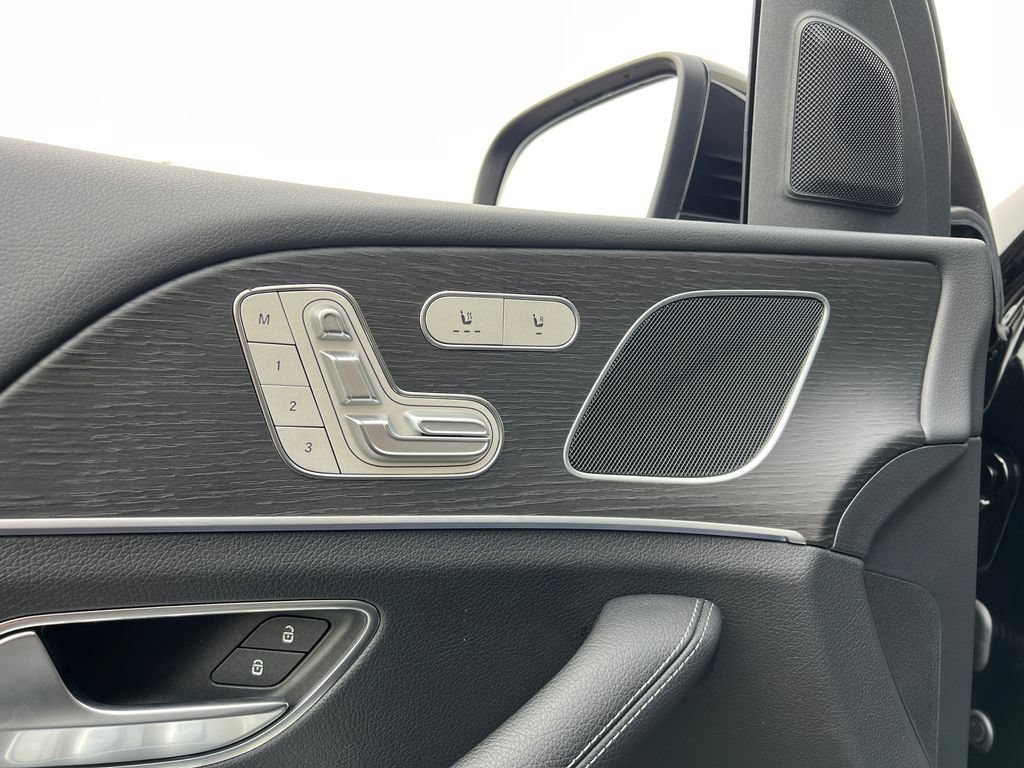 Used 2024 Mercedes-Benz GLE 350 4MATIC image 12