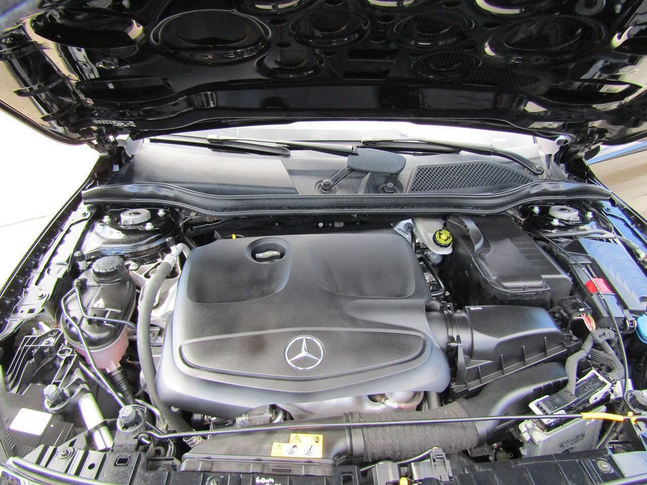 Used 2019 Mercedes-Benz GLA 250 4MATIC image 20