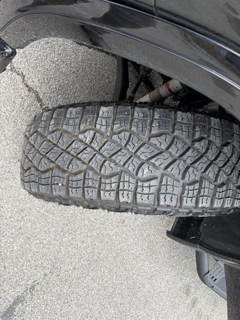 Used 2024 GMC Sierra 1500 AT4 w/ Technology Package image 17