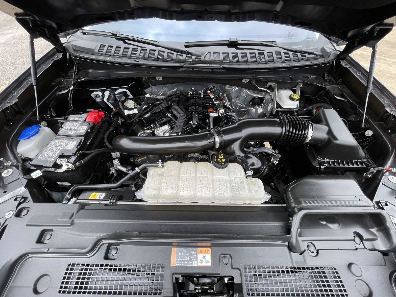 Used 2025 Ford Expedition Active AWD/4WD image 57