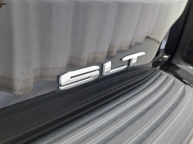 Used 2021 GMC Yukon SLT w/ SLT Premium Package AWD/4WD image 32