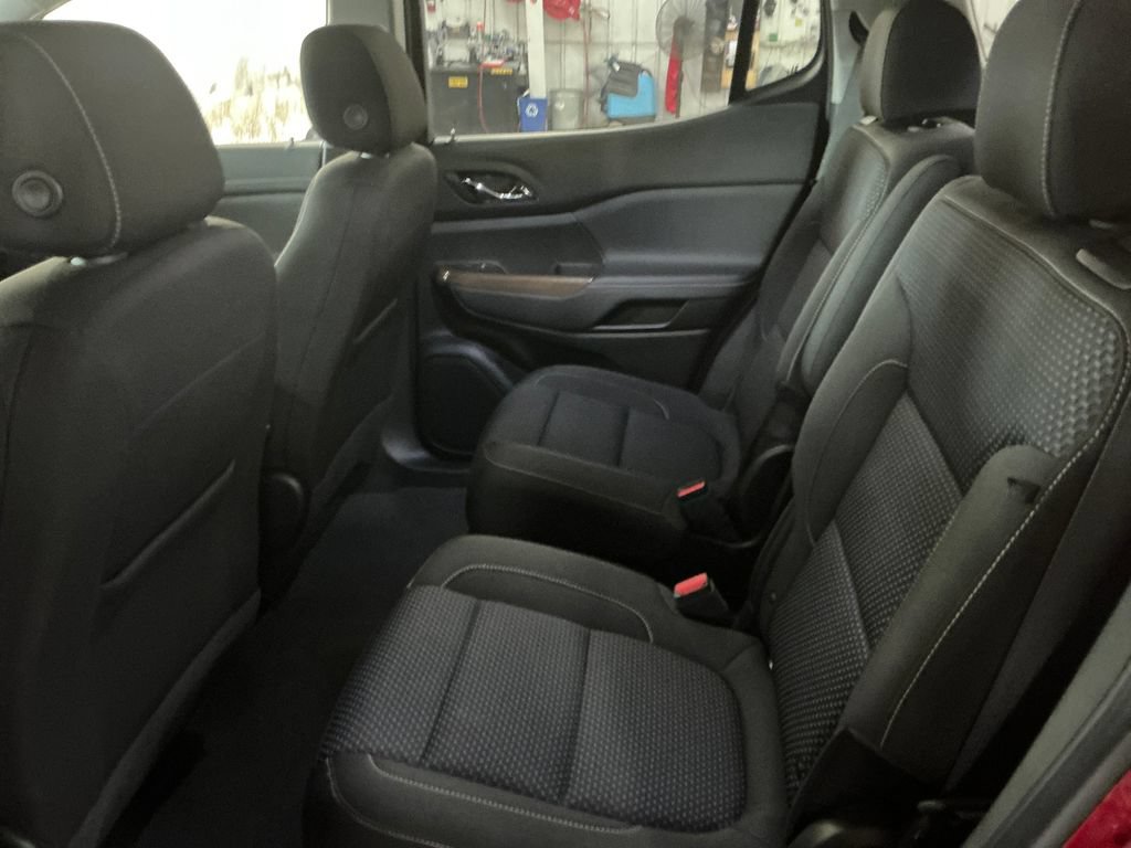 Used 2023 GMC Acadia SLE w/ Driver Convenience Package AWD/4WD image 26