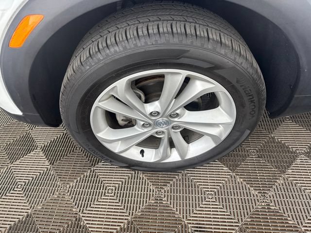 Used 2022 Buick Encore GX Preferred w/ Cold Weather Comfort Package AWD/4WD image 26