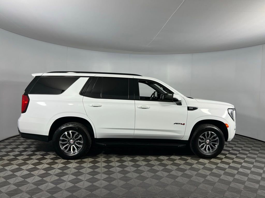 Used 2023 GMC Yukon AT4 image 3