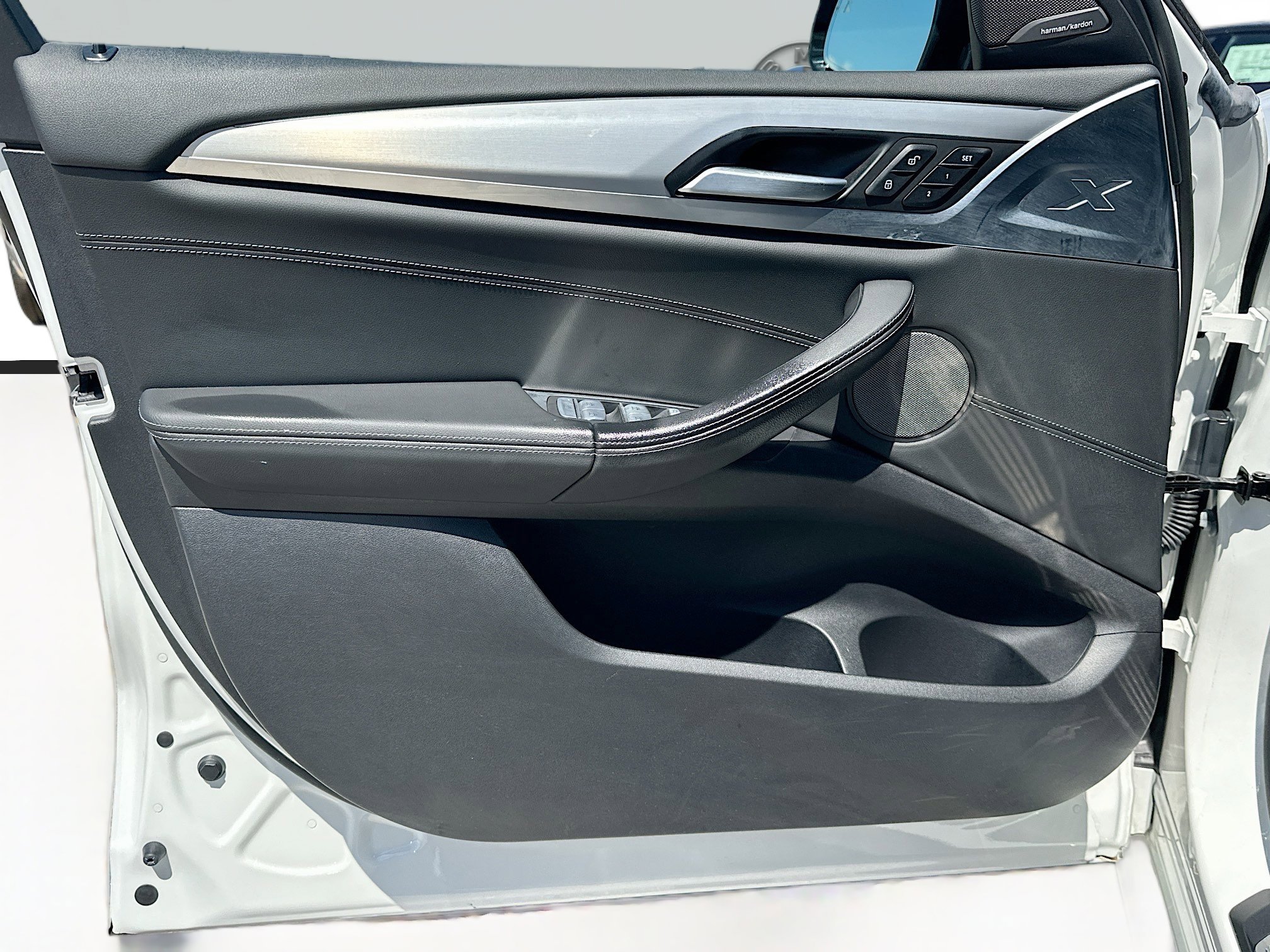 Used 2023 BMW X4 xDrive30i w/ M Sport Package image 19