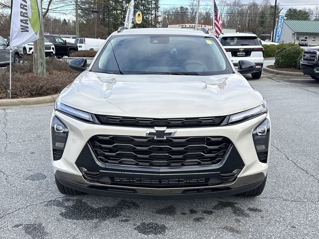 New 2026 Chevrolet Trax ACTIV w/ Driver Confidence Package image 3