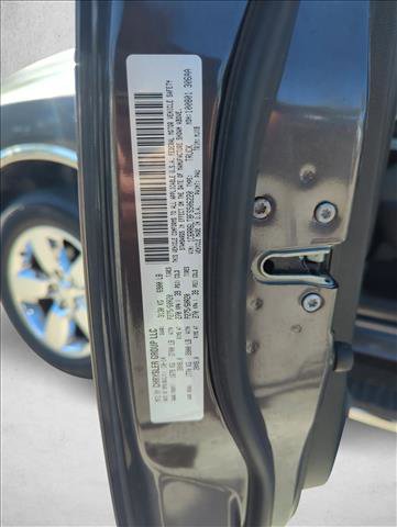 Used 2015 RAM 1500 Big Horn RWD image 27