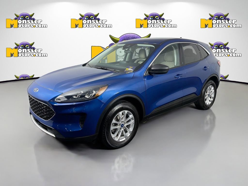 Used 2022 Ford Escape SE w/ Cold Weather Package image 1