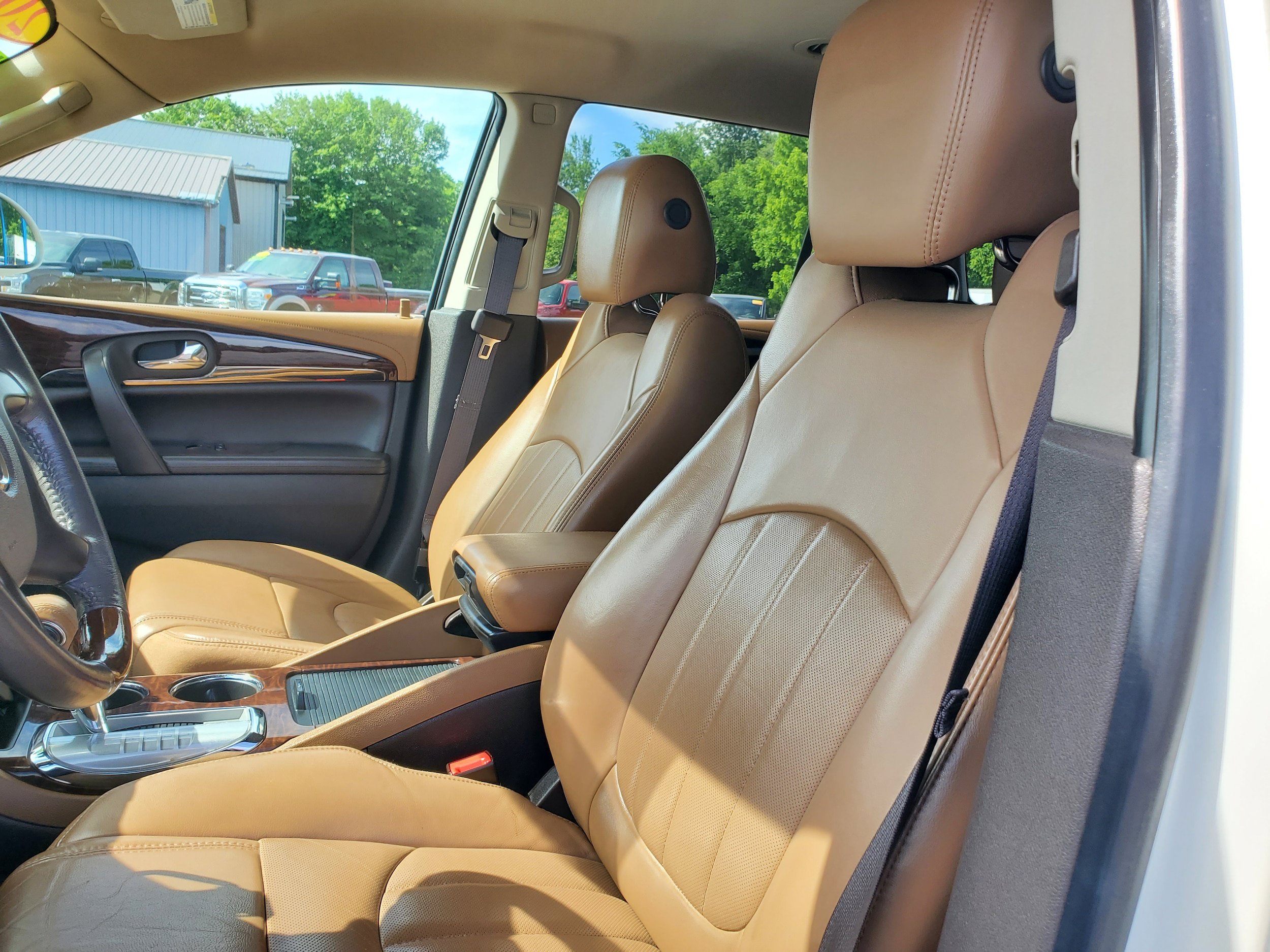Used 2014 Buick Enclave Leather FWD image 13
