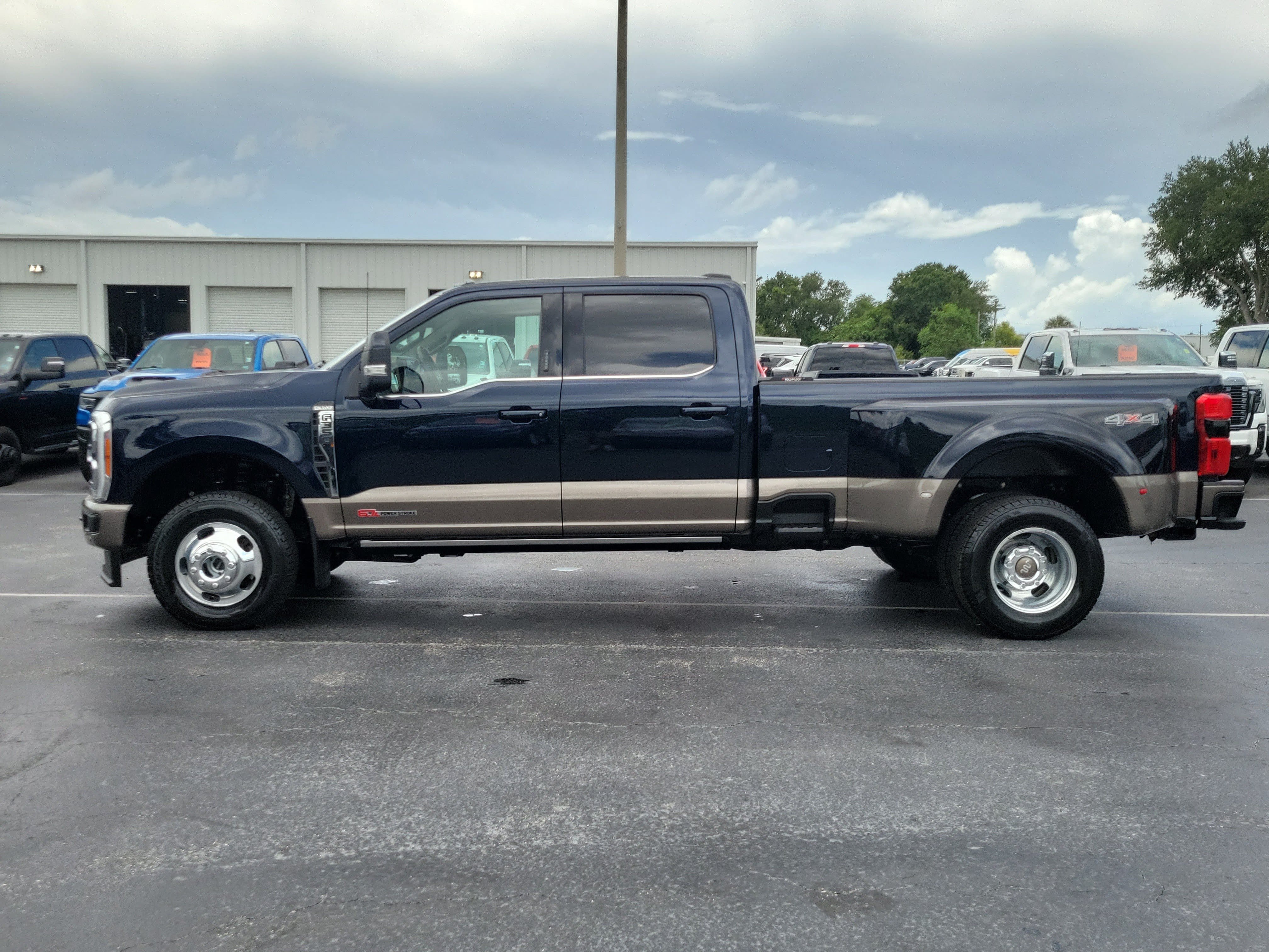 Certified 2023 Ford F350 King Ranch AWD/4WD image 6