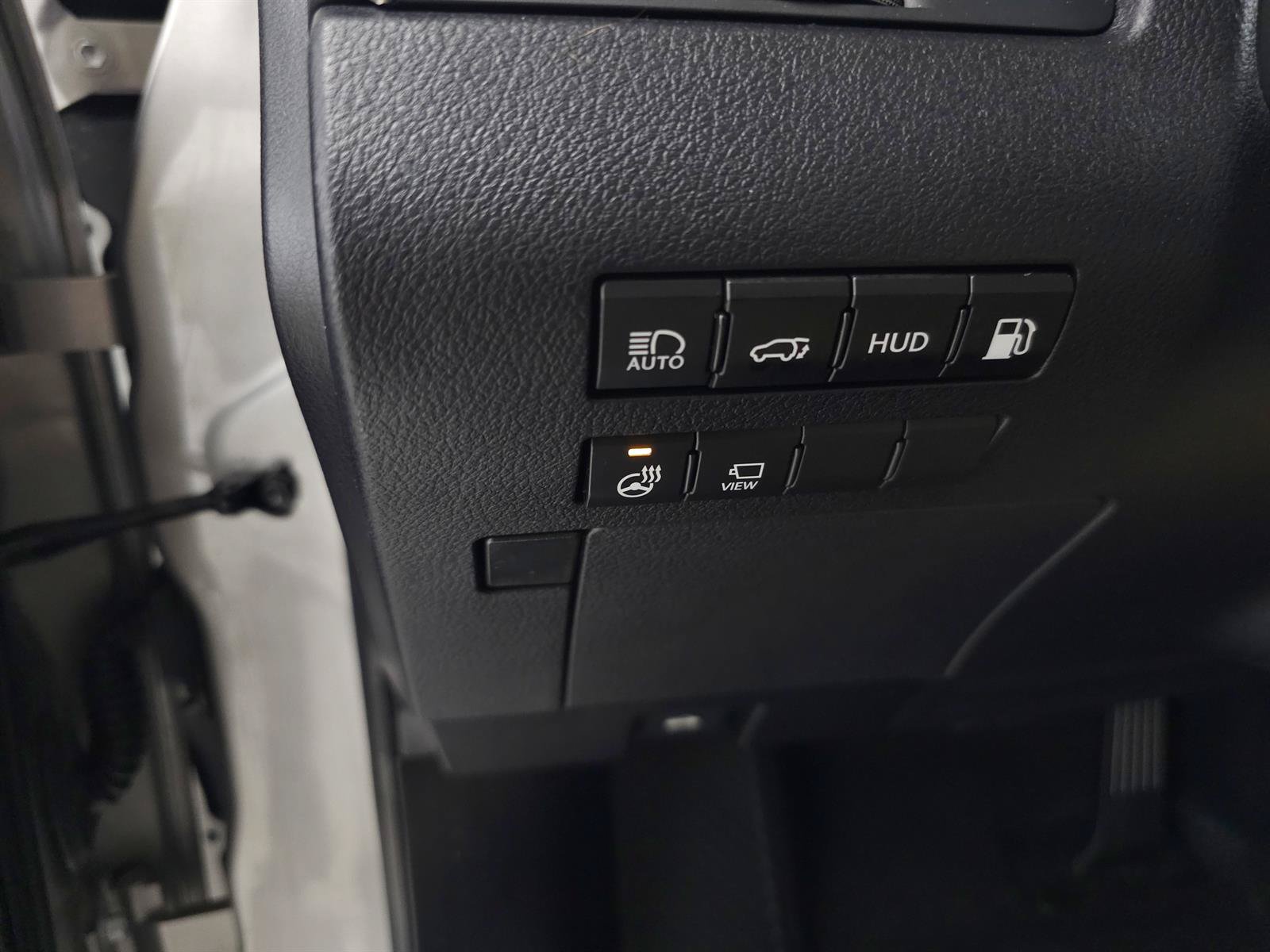 Used 2021 Lexus RX 450h AWD w/ Luxury Package image 16