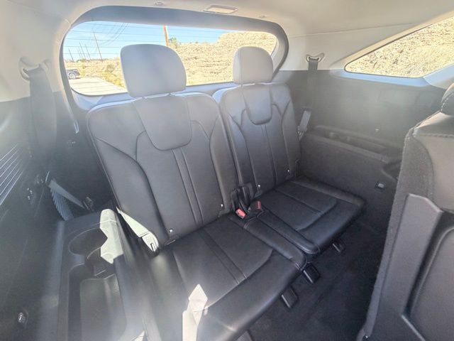 Used 2024 Kia Sorento S image 36