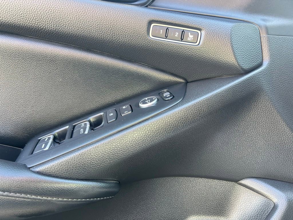 Used 2022 Honda Accord Touring image 24