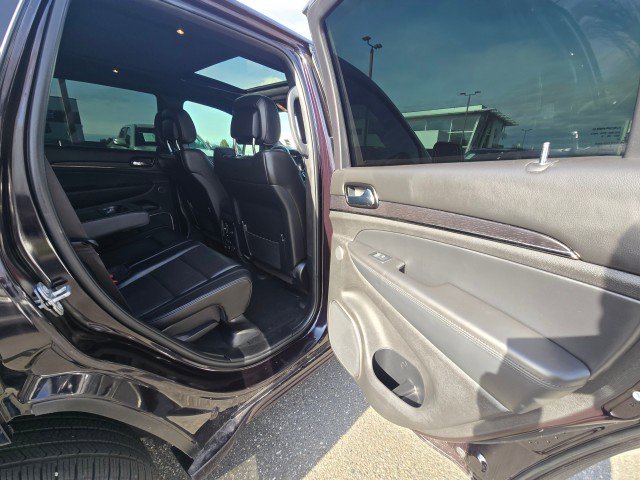Used 2020 Jeep Grand Cherokee High Altitude AWD/4WD image 14