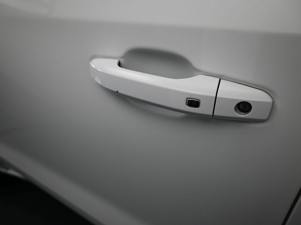 Used 2023 Chevrolet Silverado 1500 RST image 33