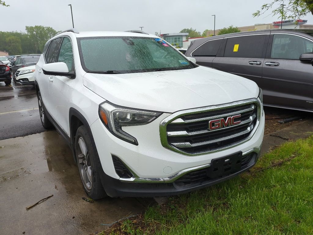 Used 2020 GMC Terrain SLT w/ Preferred Package FWD image 3
