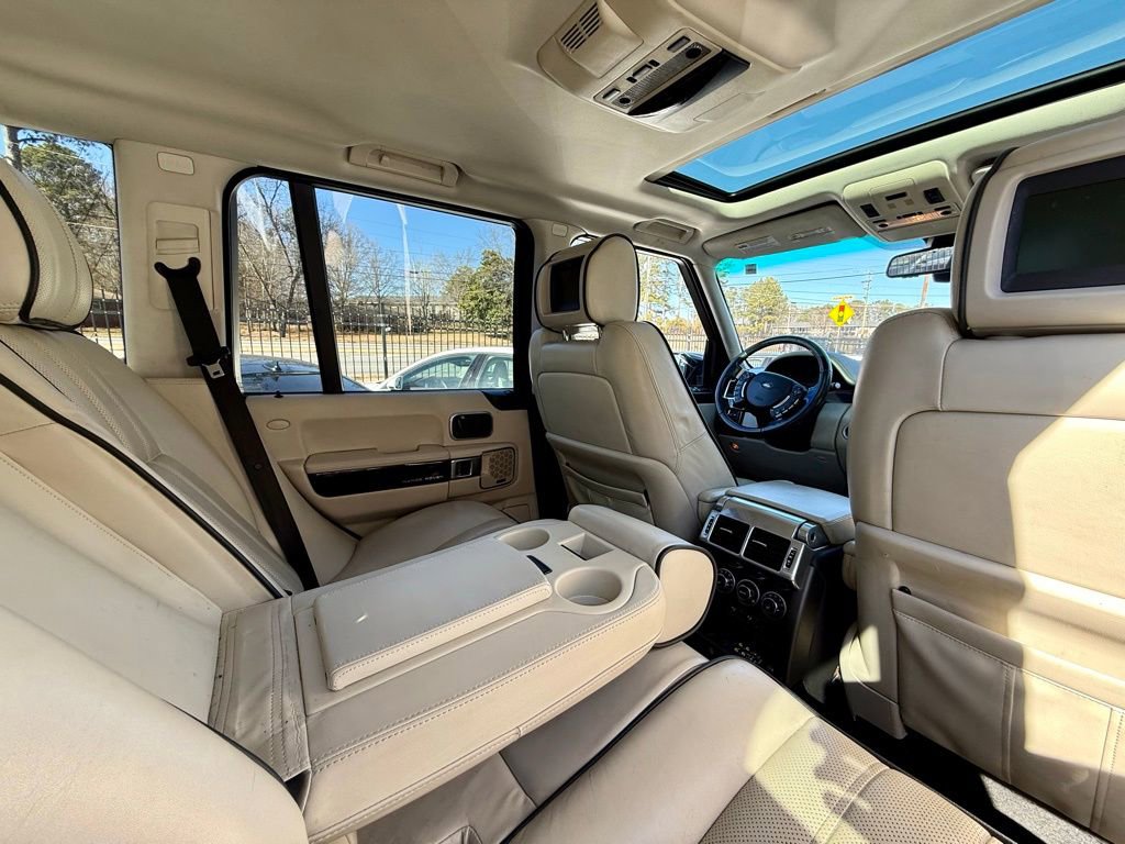 Used 2012 Land Rover Range Rover Supercharged image 24