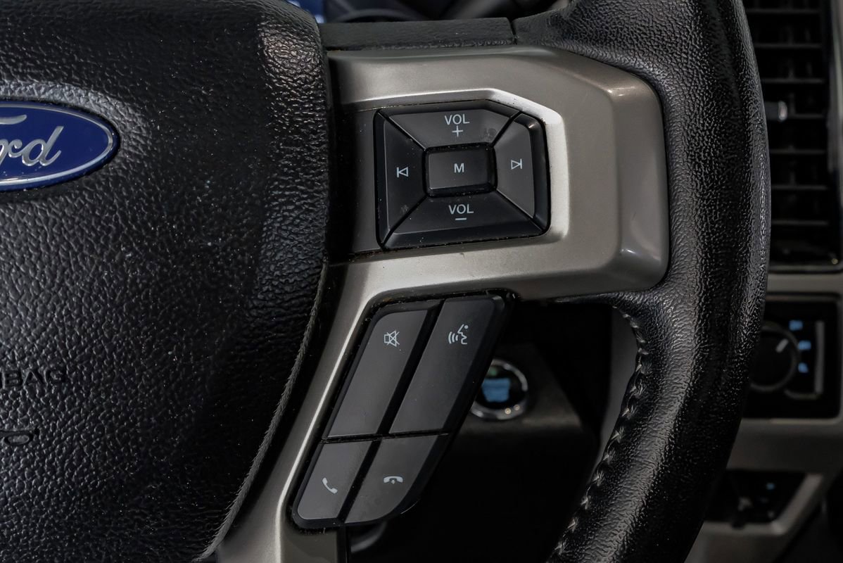 Used 2021 Ford F350 Lariat w/ Lariat Ultimate Package AWD/4WD image 17