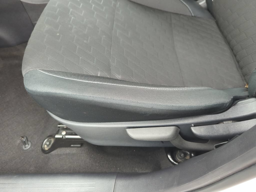 Certified 2024 Nissan Kicks SV FWD image 31