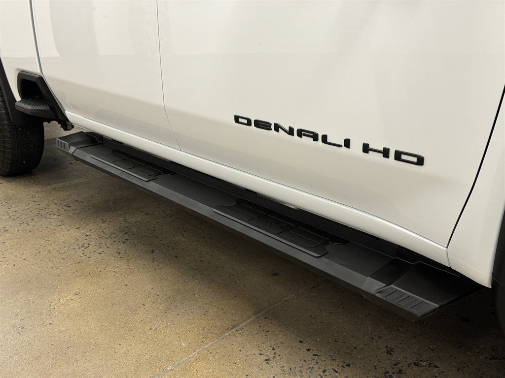 Used 2024 GMC Sierra 2500 Denali w/ Denali Reserve Package image 22