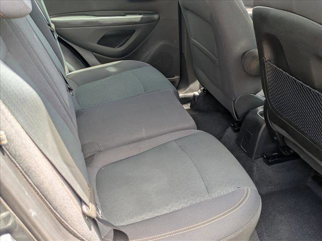 Used 2019 Chevrolet Trax LS image 18