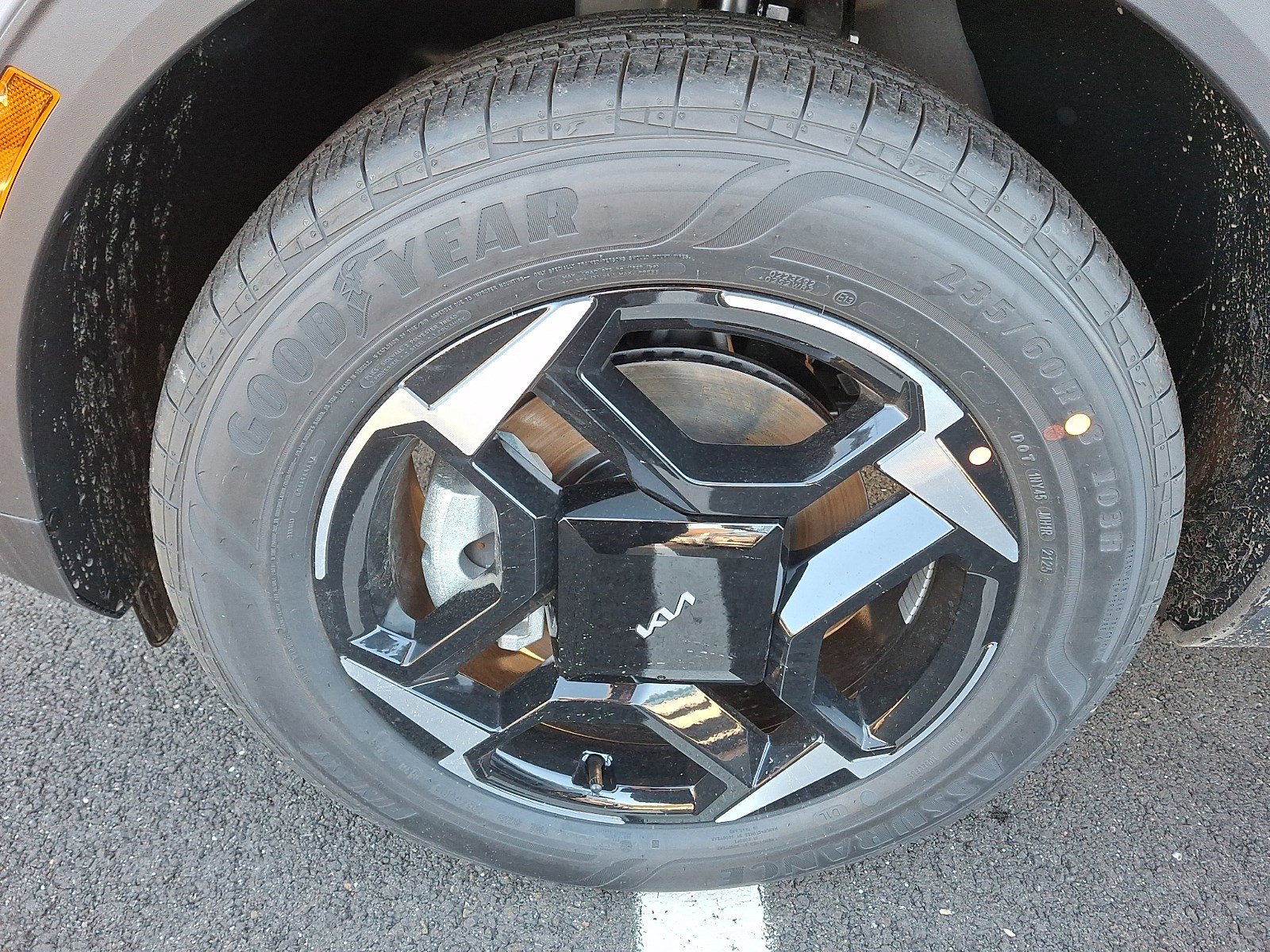 New 2026 Kia Sportage EX image 4