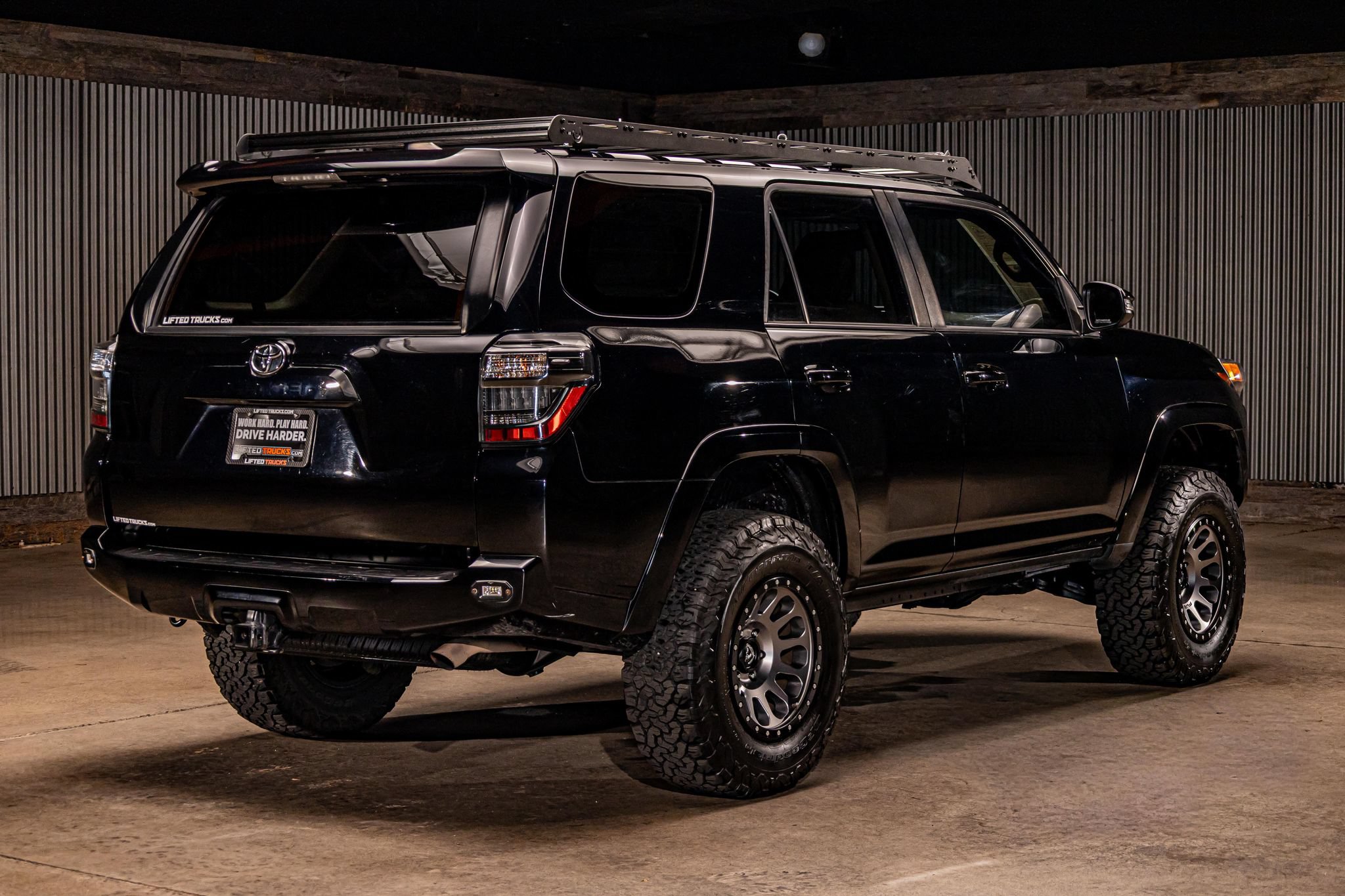 Used 2021 Toyota 4Runner SR5 Premium w/ Moonroof Package AWD/4WD image 9