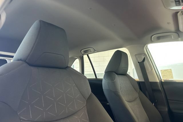 Certified 2025 Toyota RAV4 XLE AWD/4WD image 21