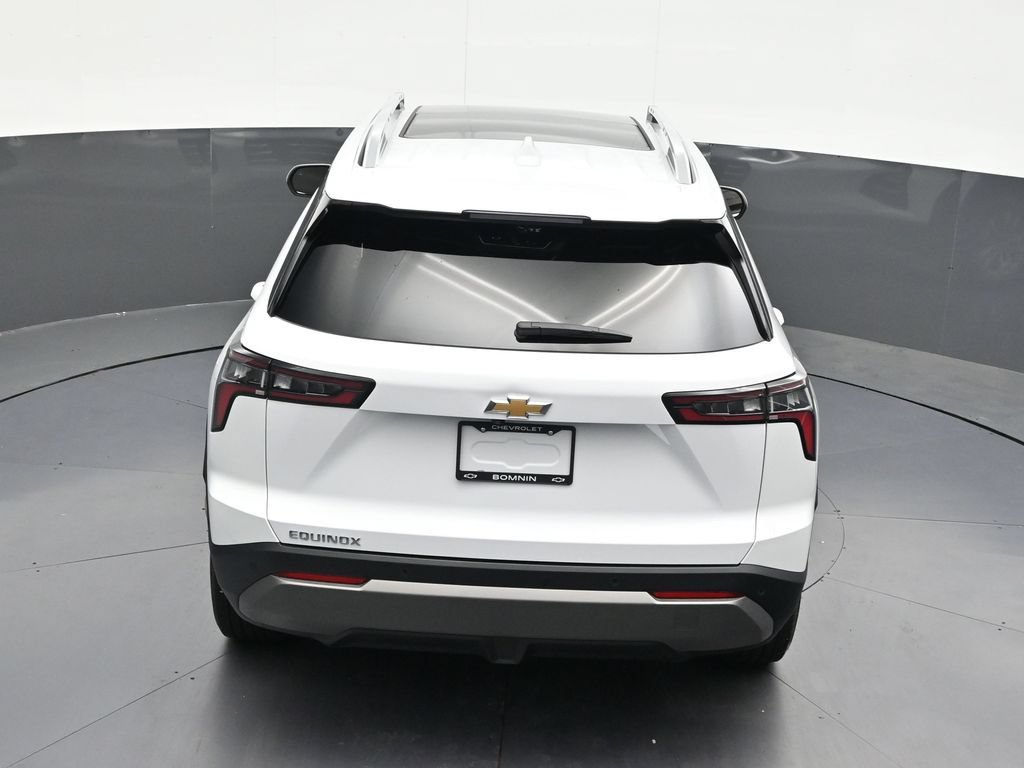 Used 2025 Chevrolet Equinox LT w/ Safety and Technology Package FWD image 22