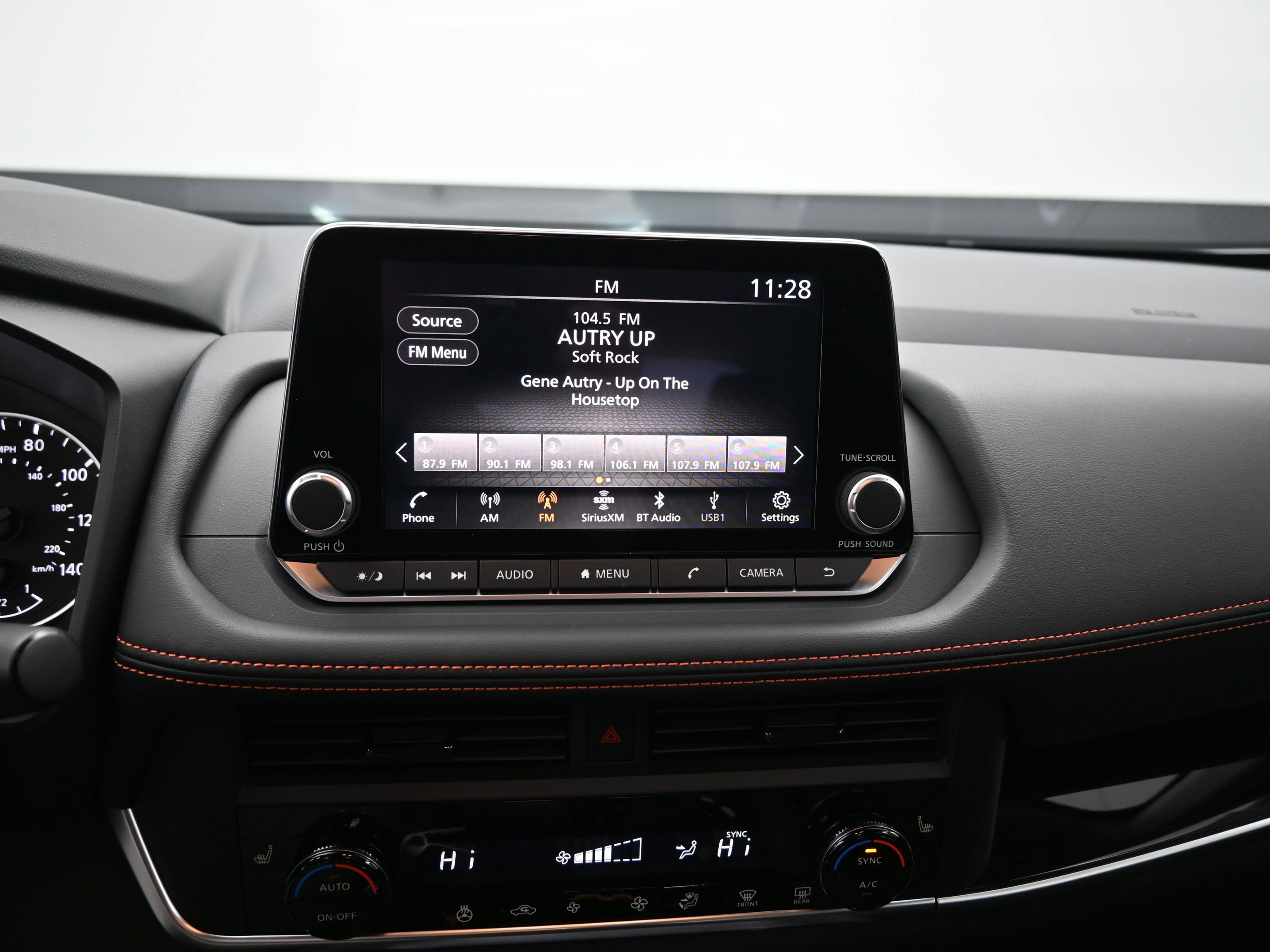 New 2026 Nissan Rogue SV w/ Rock Creek Premium Package AWD/4WD image 17