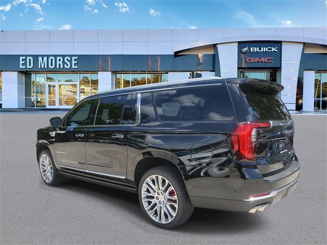 New 2025 GMC Yukon XL Denali w/ Denali Reserve Package image 4
