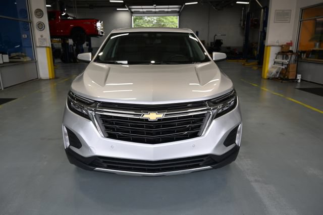 Used 2022 Chevrolet Equinox LT FWD image 2