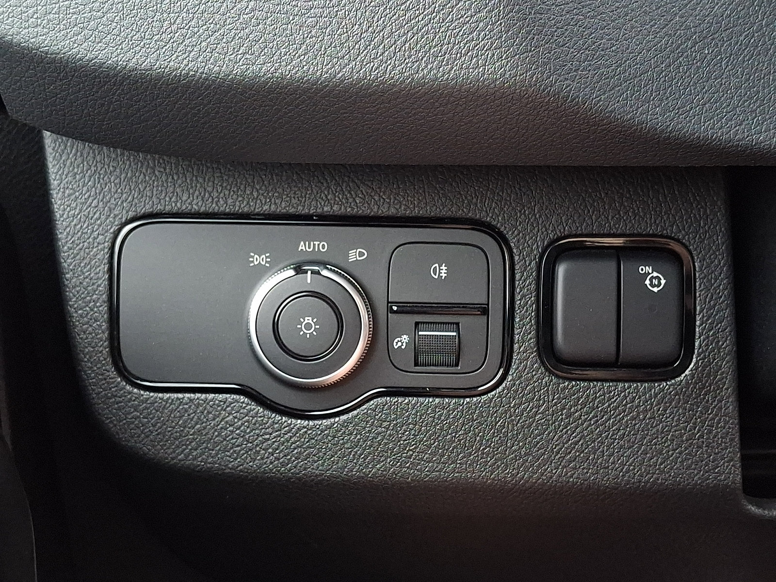 Used 2023 Mercedes-Benz Sprinter 4500 image 28