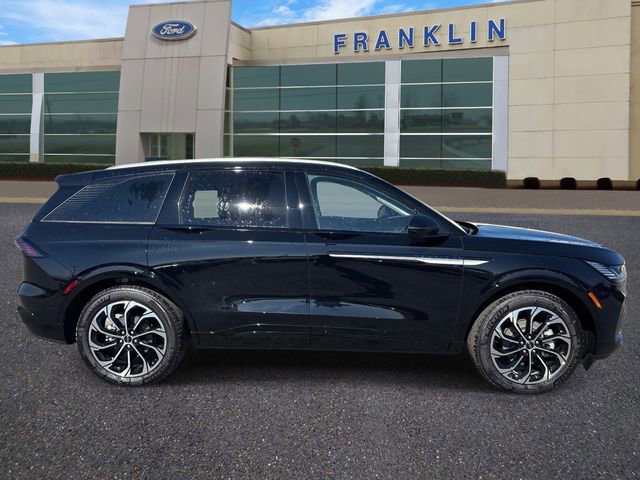 New 2026 Lincoln Nautilus Reserve image 8