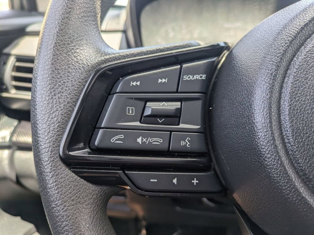 Used 2025 Subaru Crosstrek 2.0i Premium AWD/4WD image 17