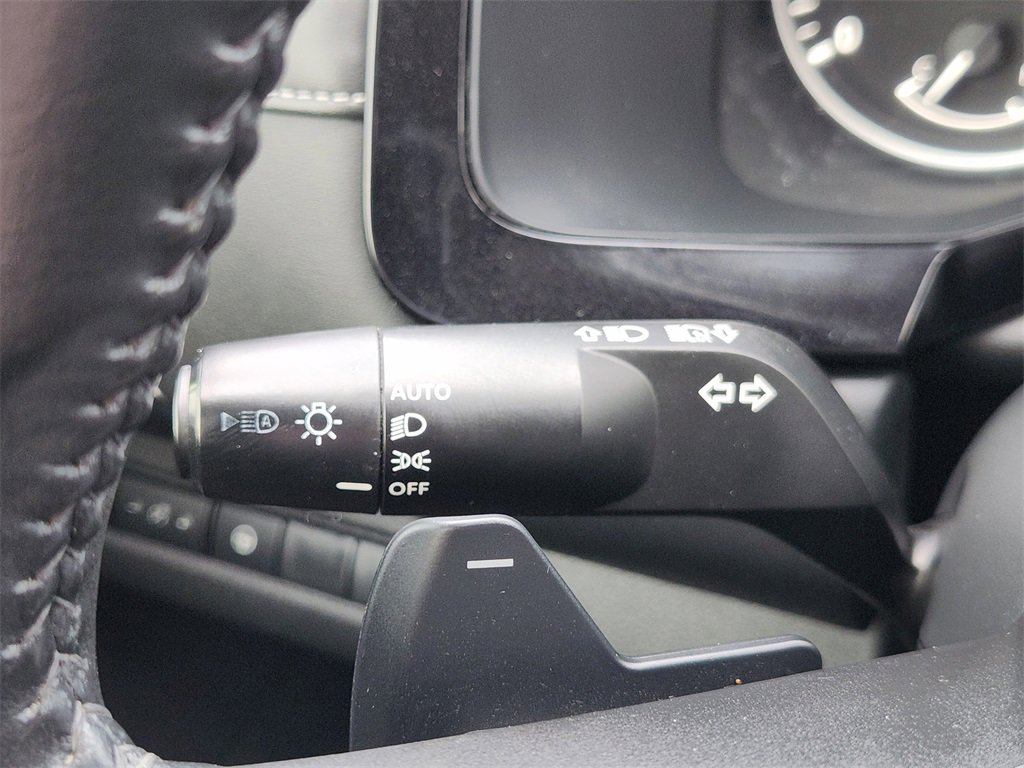 Used 2022 Nissan Pathfinder SV w/ Cargo Package image 26