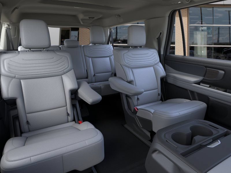 New 2025 Ford Expedition Max Platinum w/ Platinum Ultimate Package AWD/4WD image 12
