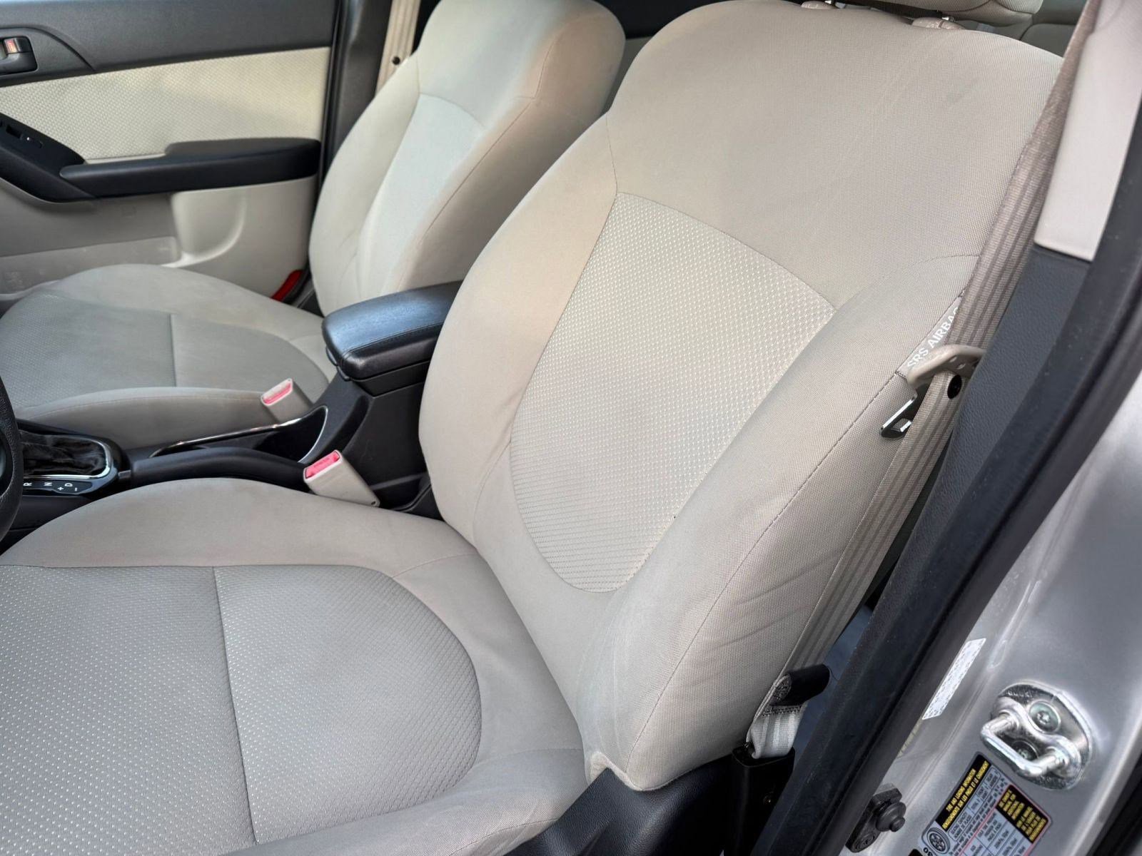 Used 2012 Kia Forte EX image 22