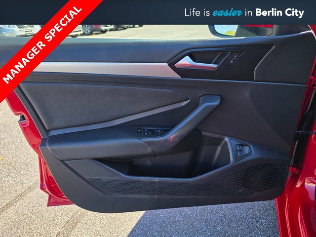 Used 2021 Volkswagen Jetta S image 22