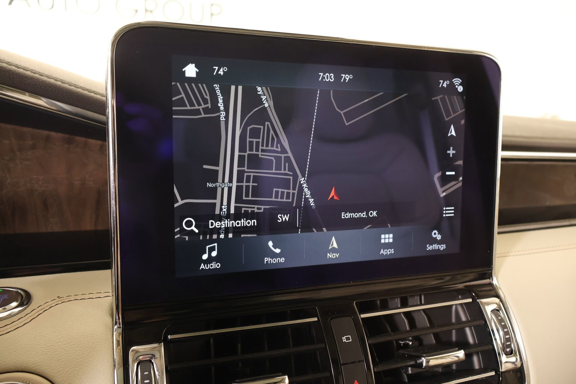 Used 2019 Lincoln Navigator Reserve AWD/4WD image 7