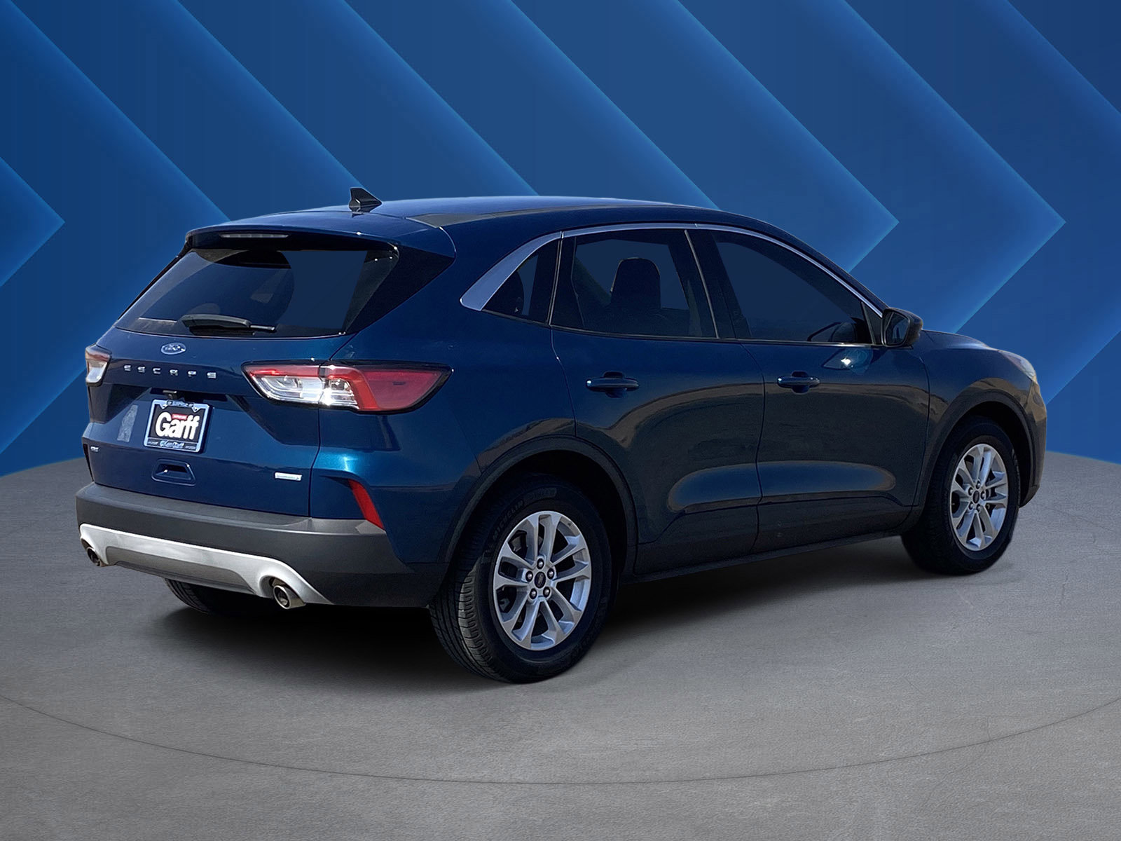 Used 2020 Ford Escape SE FWD image 3