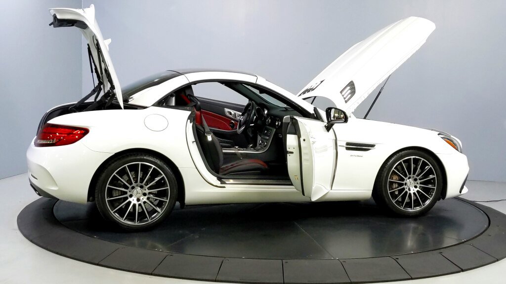 Used 2017 Mercedes-Benz SLC 43 AMG image 15