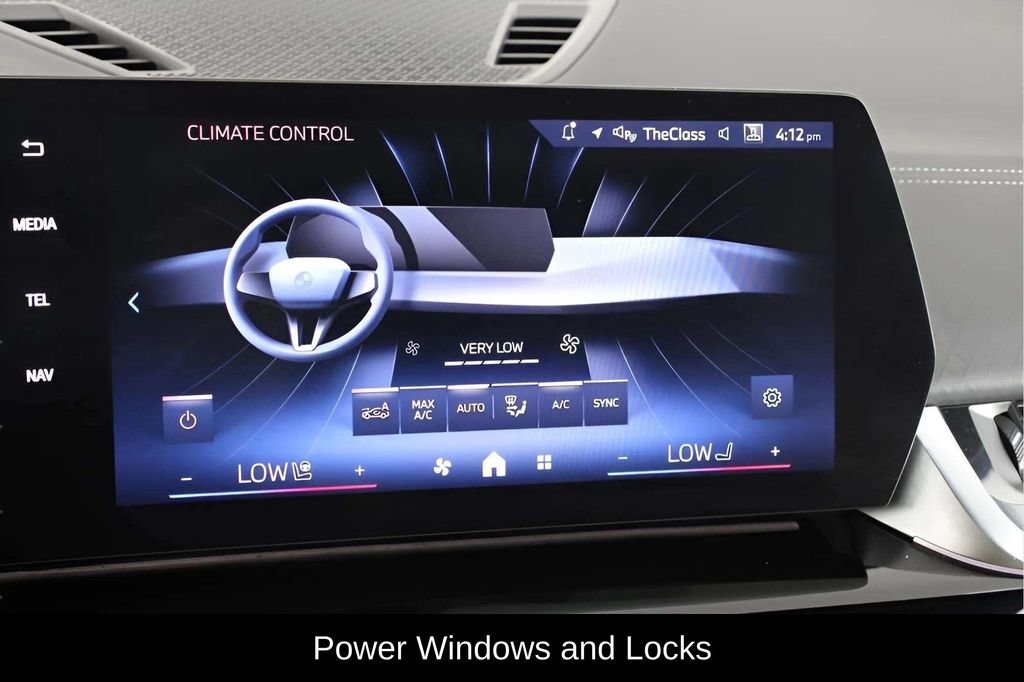 Used 2025 BMW X2 xDrive28i AWD/4WD image 14